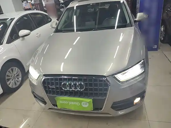 Audi Q3 2015