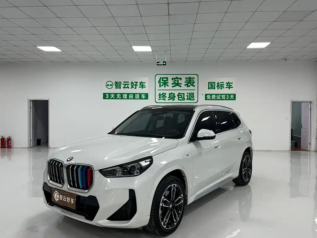 BMW X1 2024 — фото 1