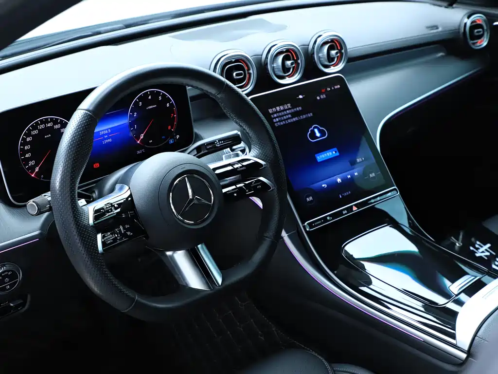 Mercedes-Benz C-Class 2024 — фото 20