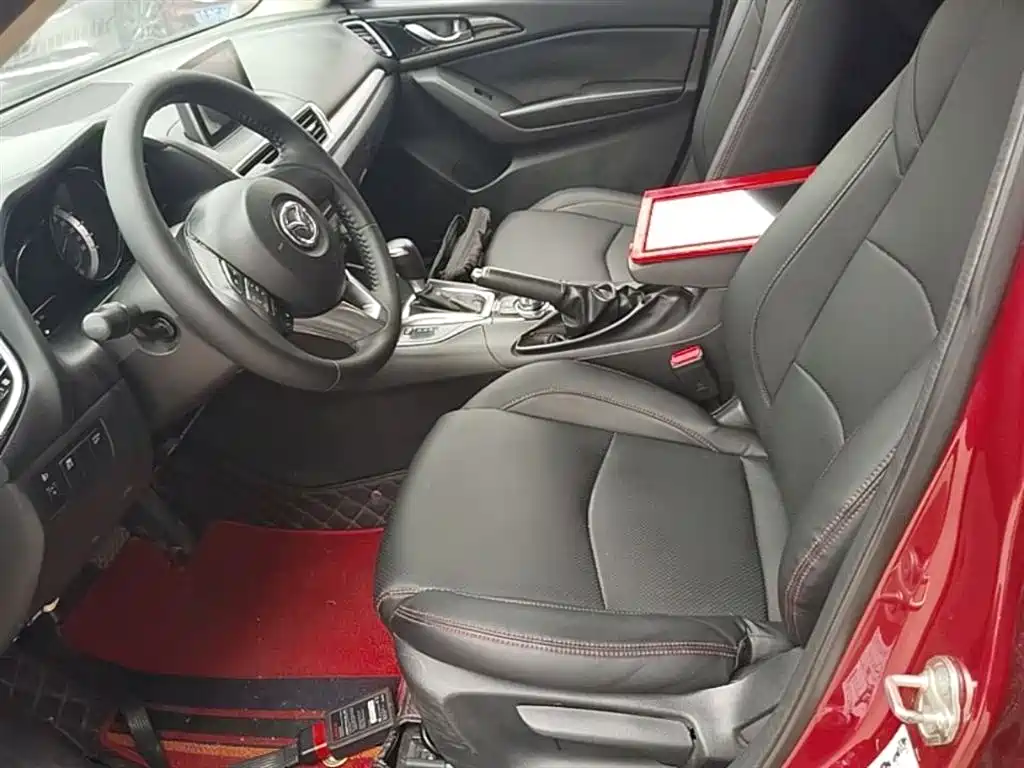 Mazda 3 Axela 2016 — фото 15