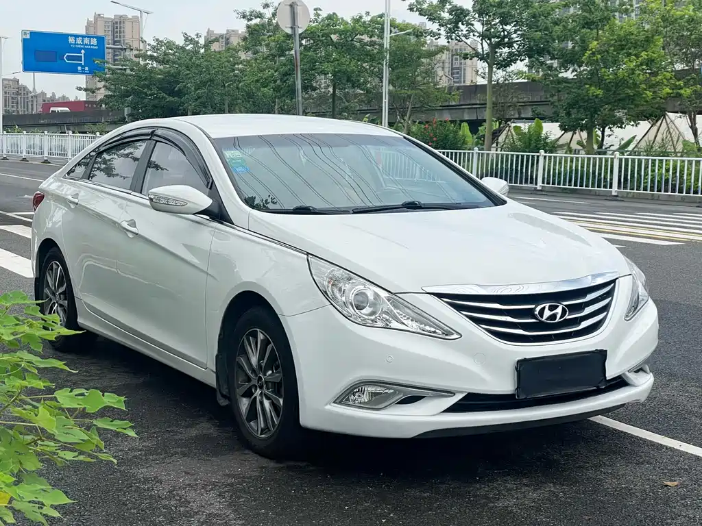 Hyundai Sonata 2014 — фото 4