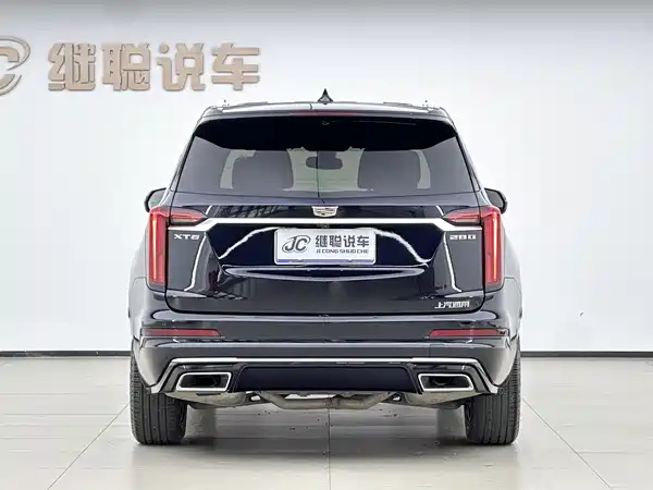 Cadillac XT6 2021