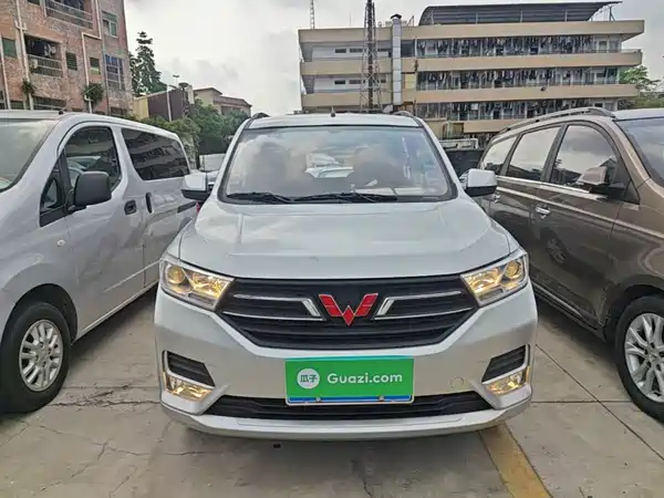 Wuling Hongguang 2024