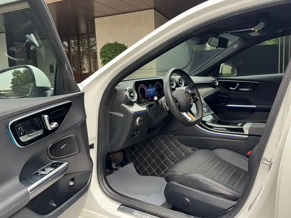 Mercedes-Benz C-Class 2022 — фото 13