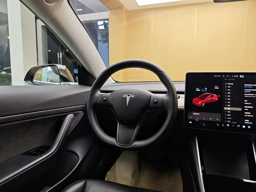 Tesla Model 3 2020 — фото 15