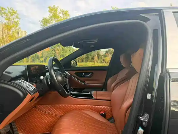 Mercedes-Benz S-Class 2021
