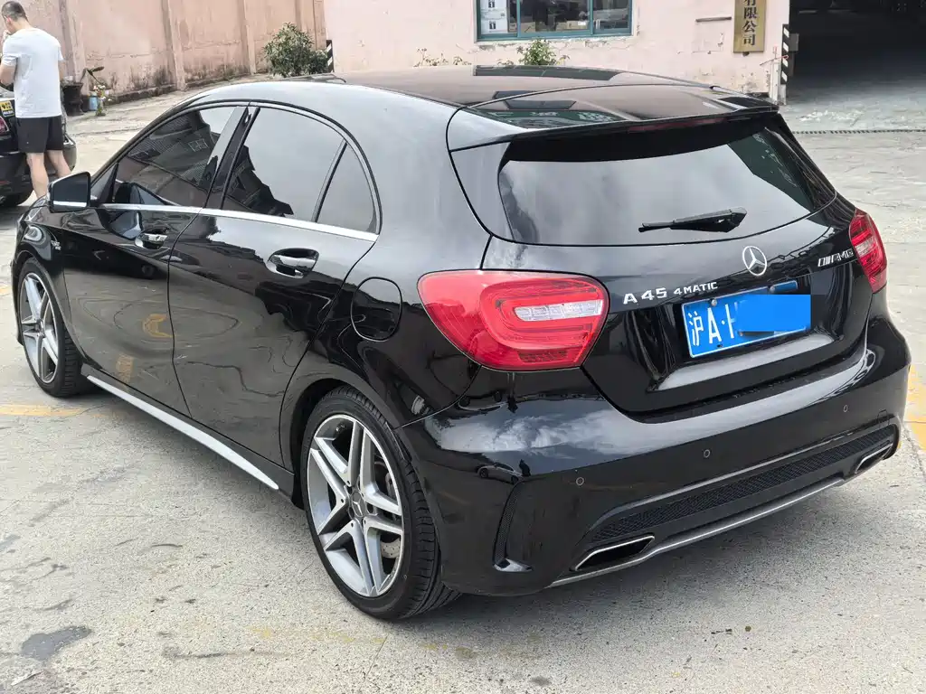 Mercedes-Benz A-Class AMG 2018 — фото 3