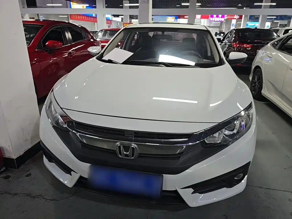 Honda Civic 2018 — фото 3