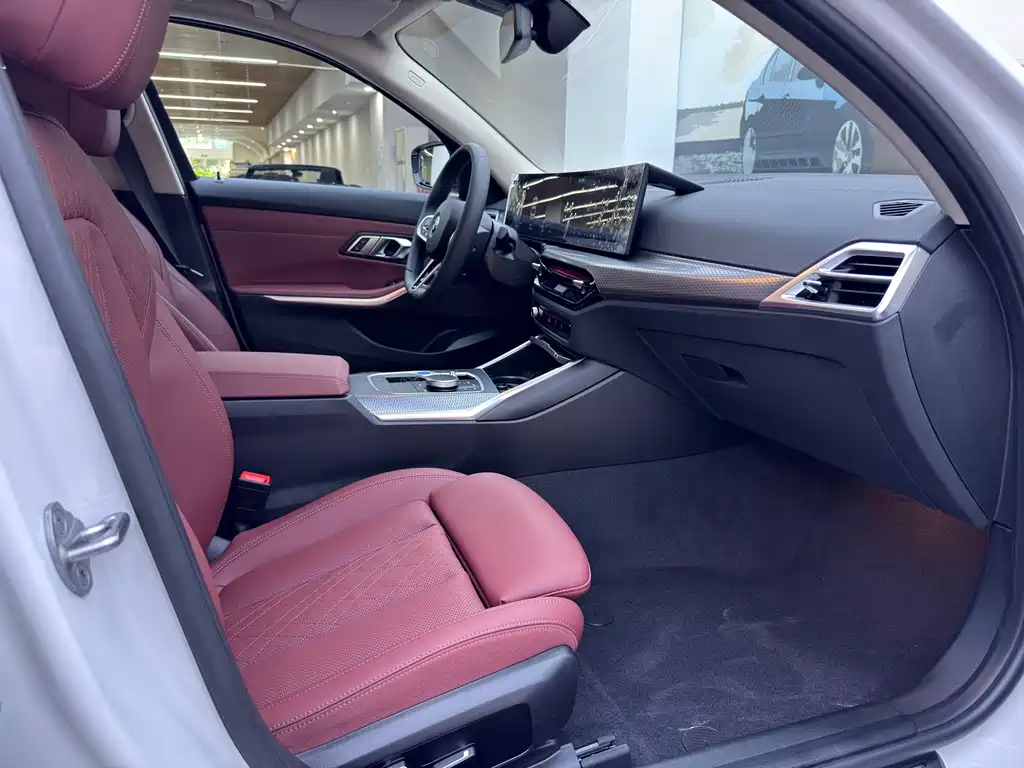 BMW i3 2025 — фото 17