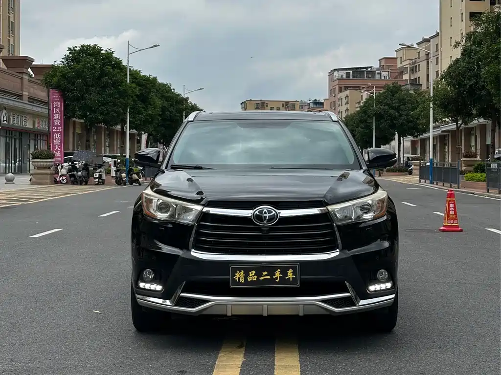 Toyota Highlander 2016 — фото 2