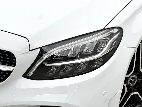 Mercedes-Benz C-Class 2021