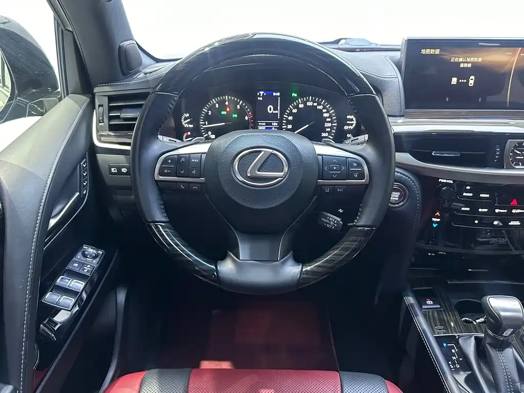 Lexus LX 2019 — фото 14