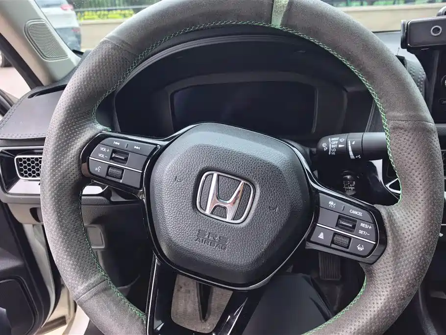 Honda Civic 2023 — фото 15
