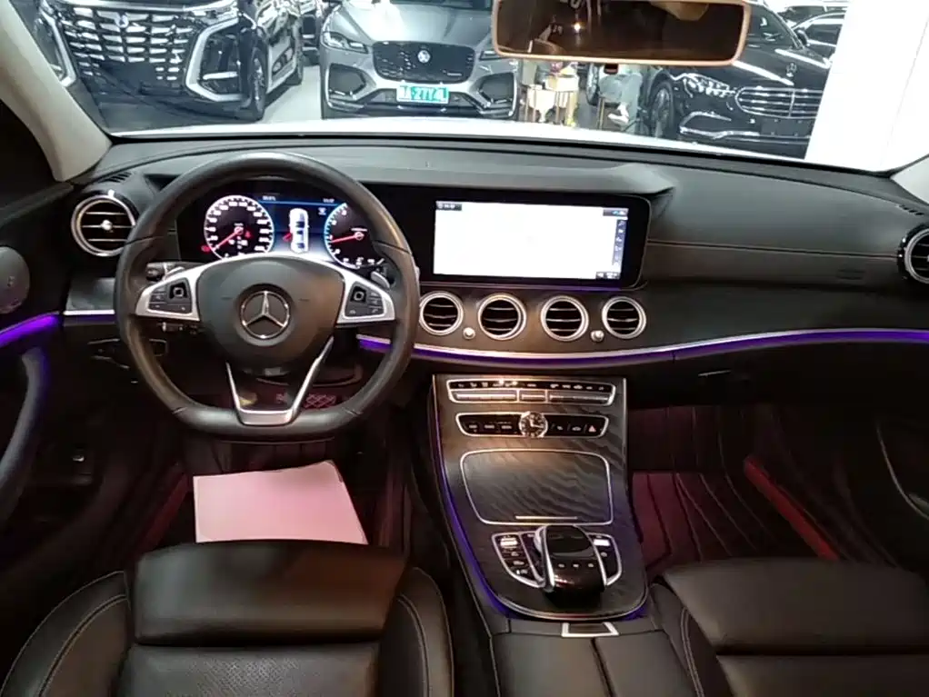 Mercedes-Benz E-Class 2018