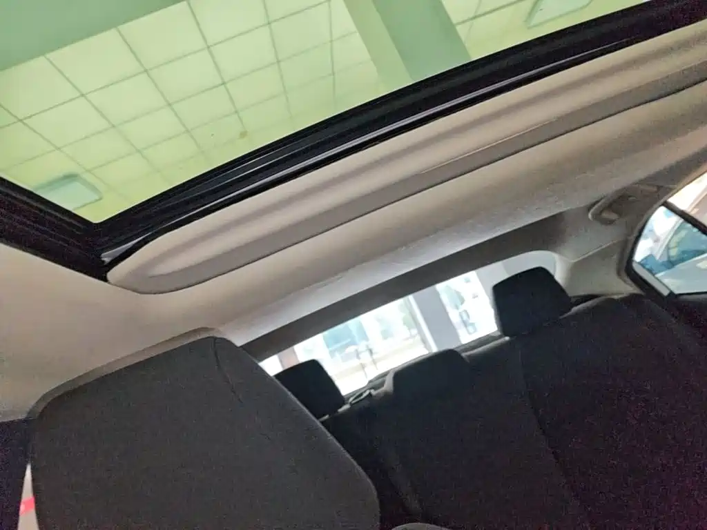 Toyota Corolla 2019 — фото 18