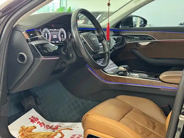 Audi A8 2019