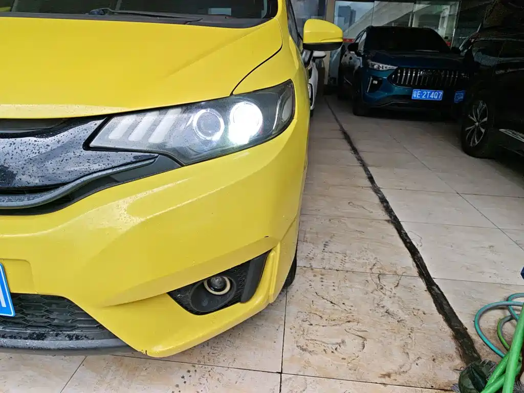 Honda Fit 2017 — фото 24