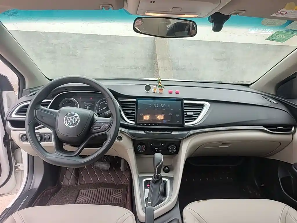 Buick Excelle 2016 — фото 10