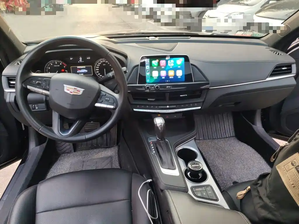 Cadillac CT4 2023 — фото 14