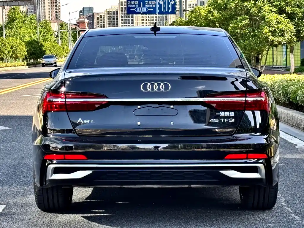 Audi A6L 2025 — фото 6