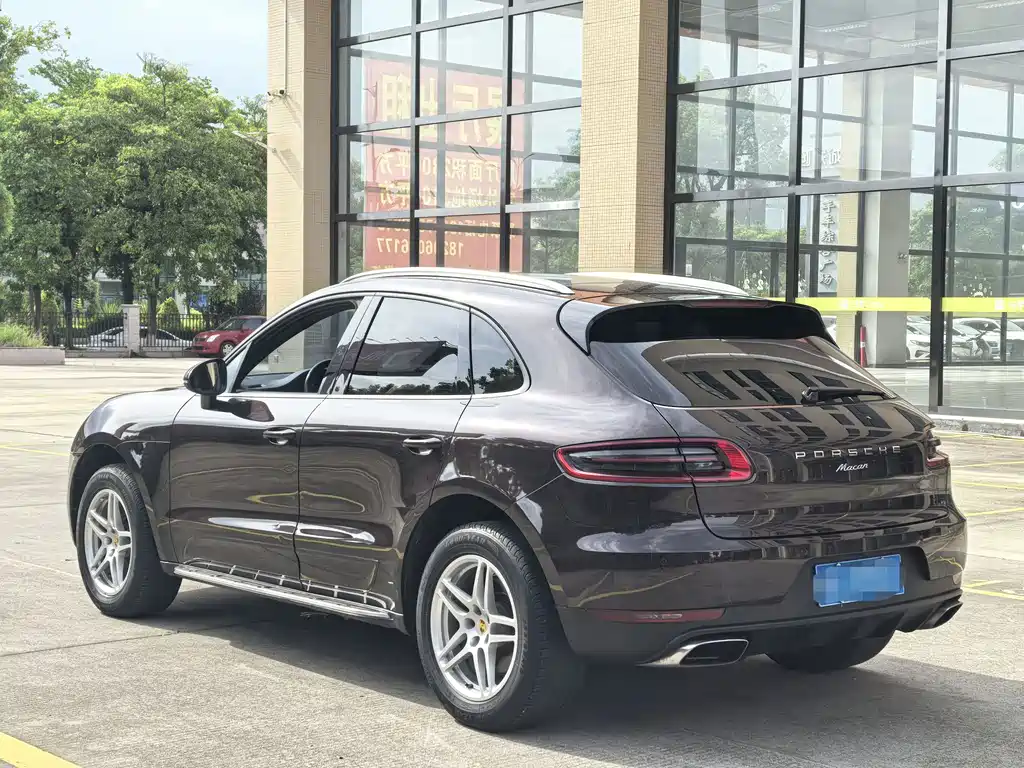 Porsche Macan 2017 — фото 6