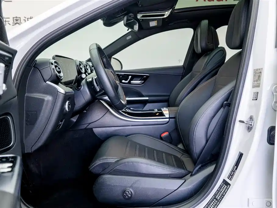 Mercedes-Benz C-Class 2022 — фото 11