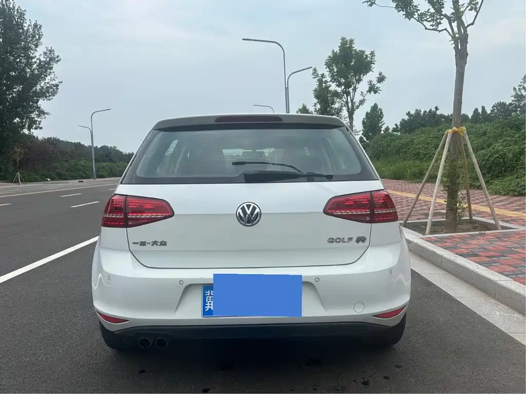 Volkswagen Golf 2016