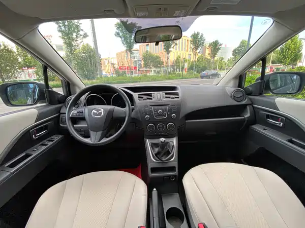 Mazda 5 2015