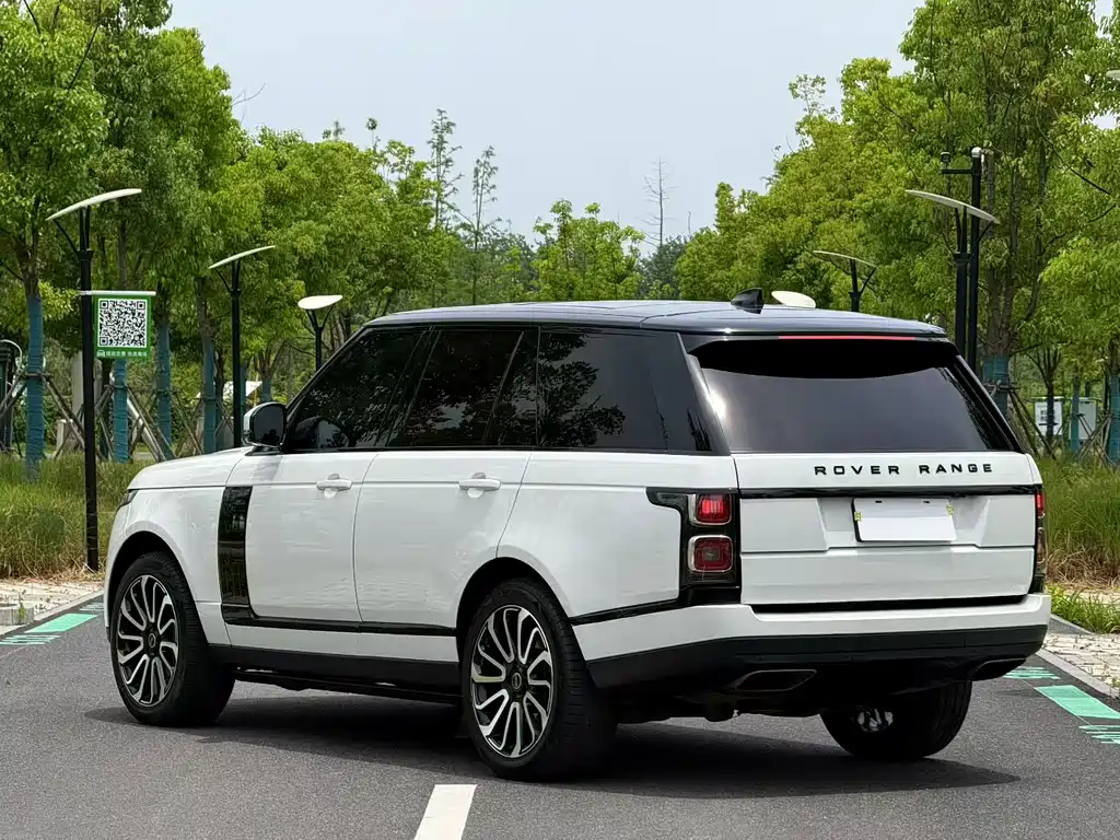Land Rover Range Rover 2021 — фото 9