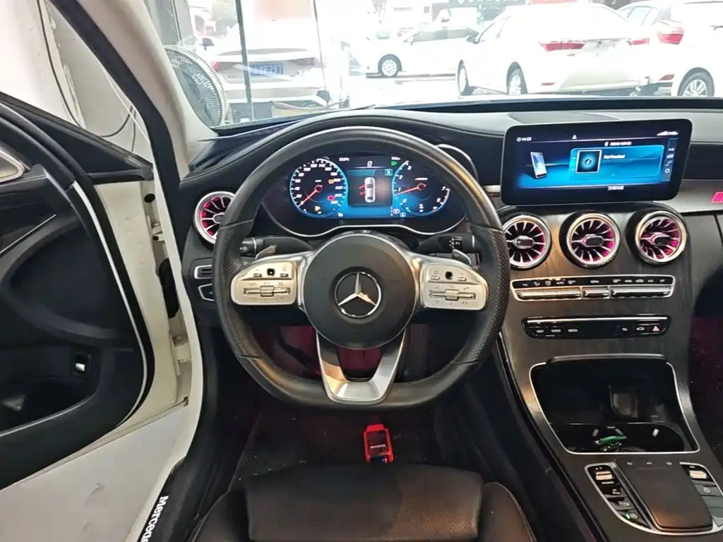 Mercedes-Benz C-Class 2020 — фото 11