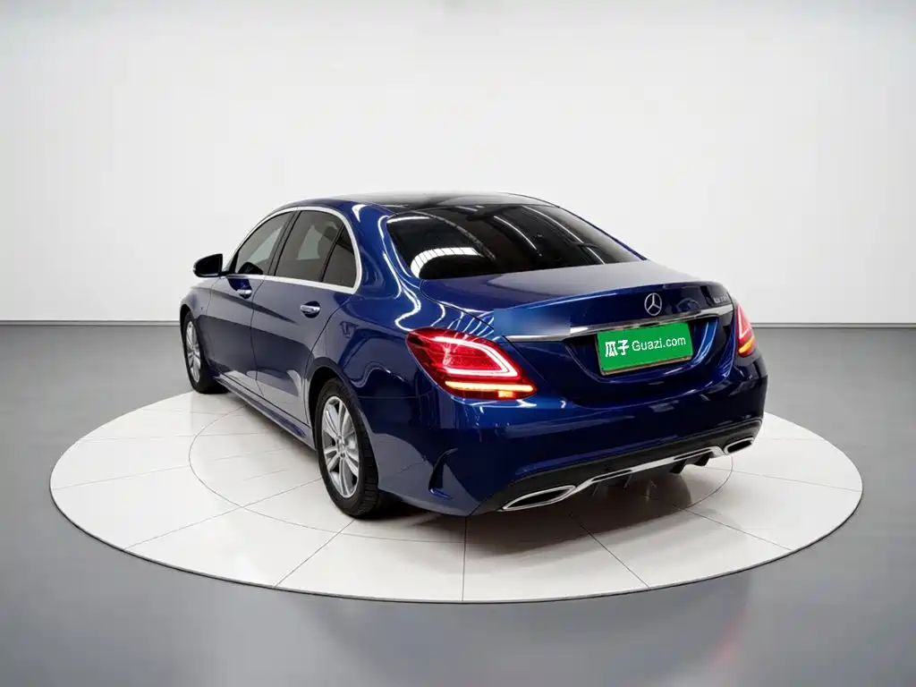 Mercedes-Benz C-Class 2021