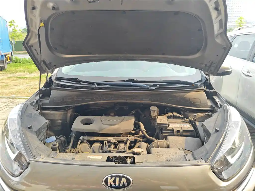 Kia KX3 2016 — фото 20