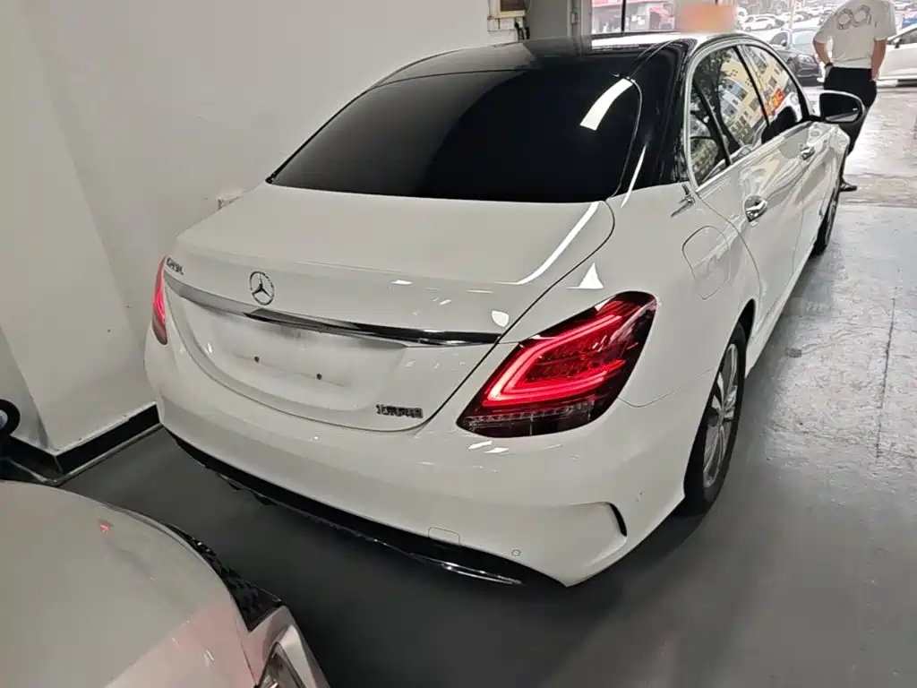 Mercedes-Benz C-Class 2020
