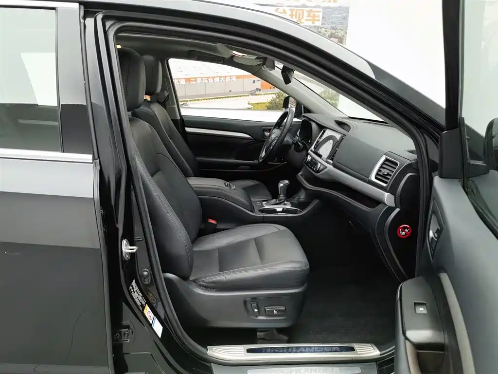 Toyota Highlander 2018 — фото 23