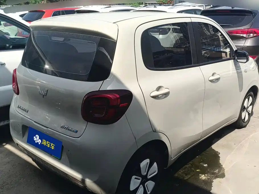 Wuling Hongguang MINIEV 2025