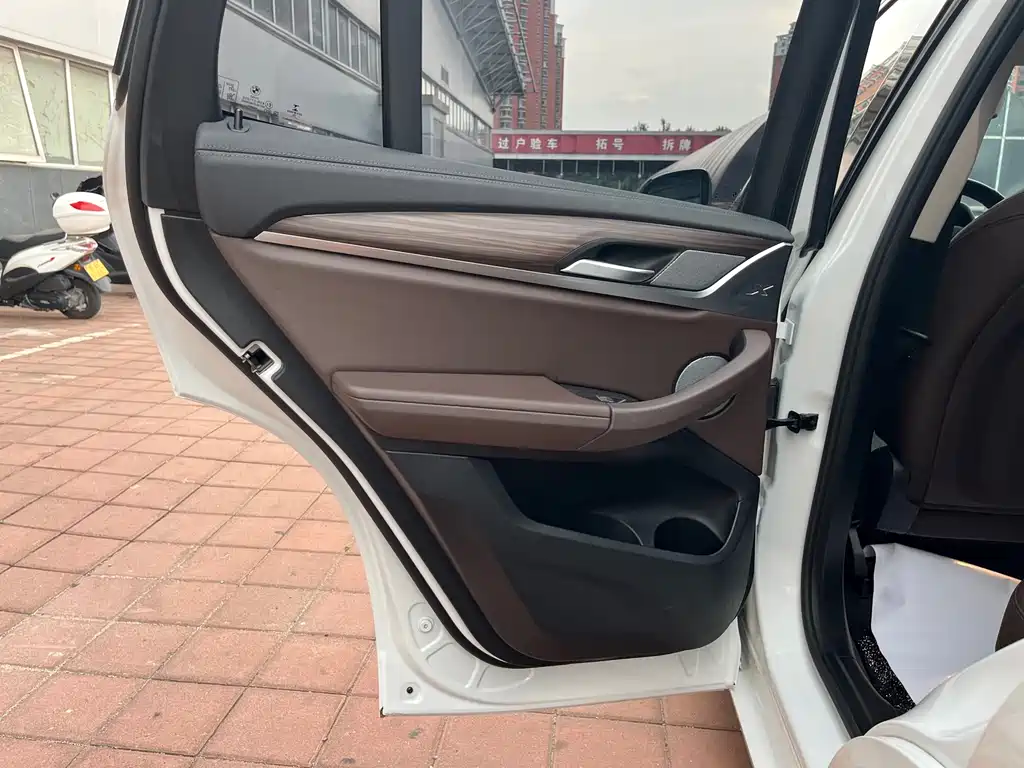 BMW X3 2022 — фото 16