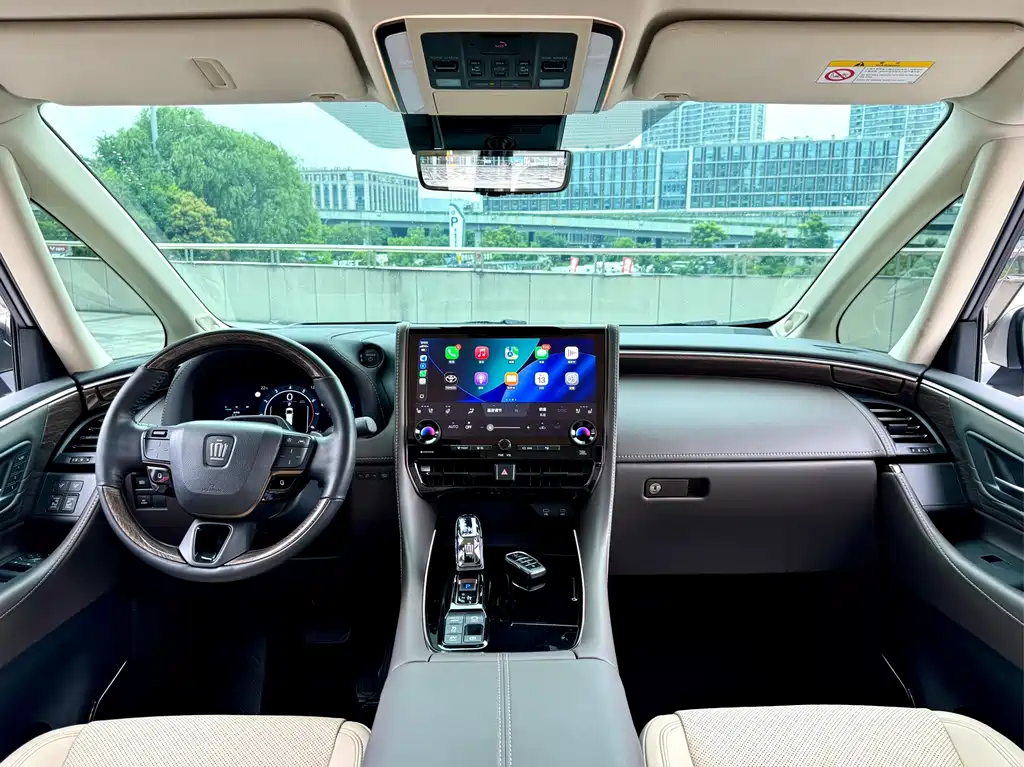 Toyota Vellfire 2025 — фото 12