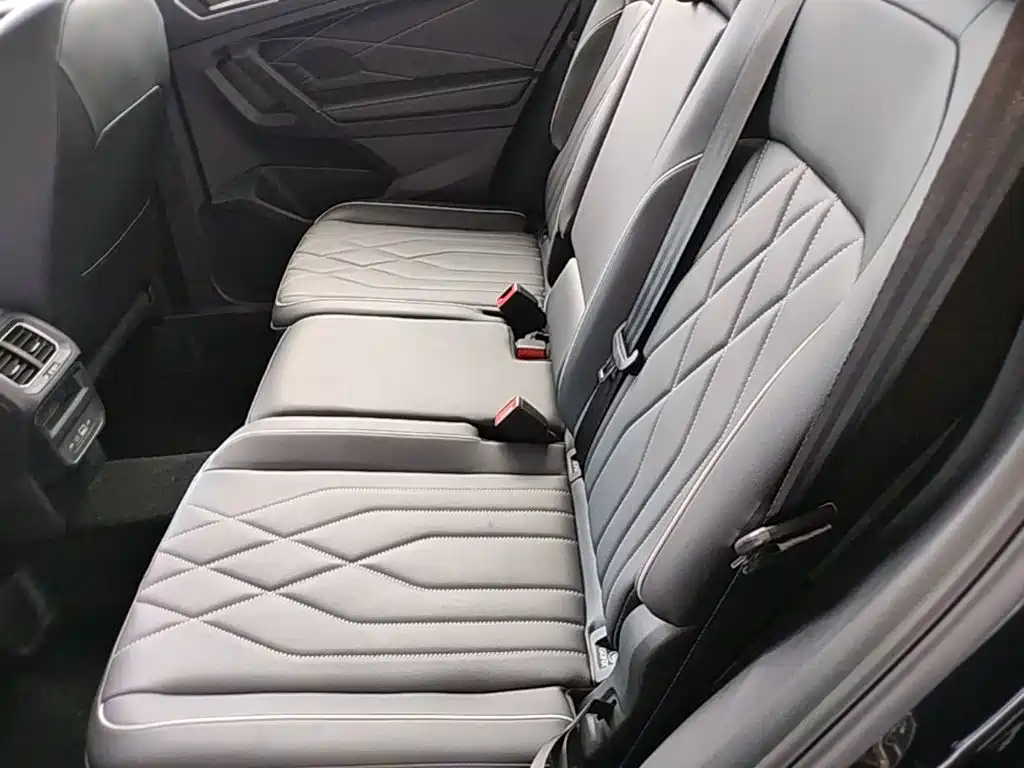 Volkswagen Tiguan L 2025 — фото 17
