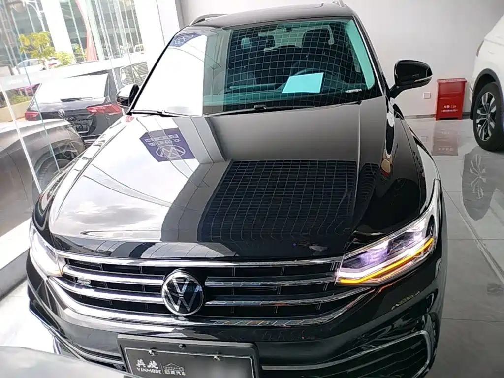Volkswagen Tiguan L 2025