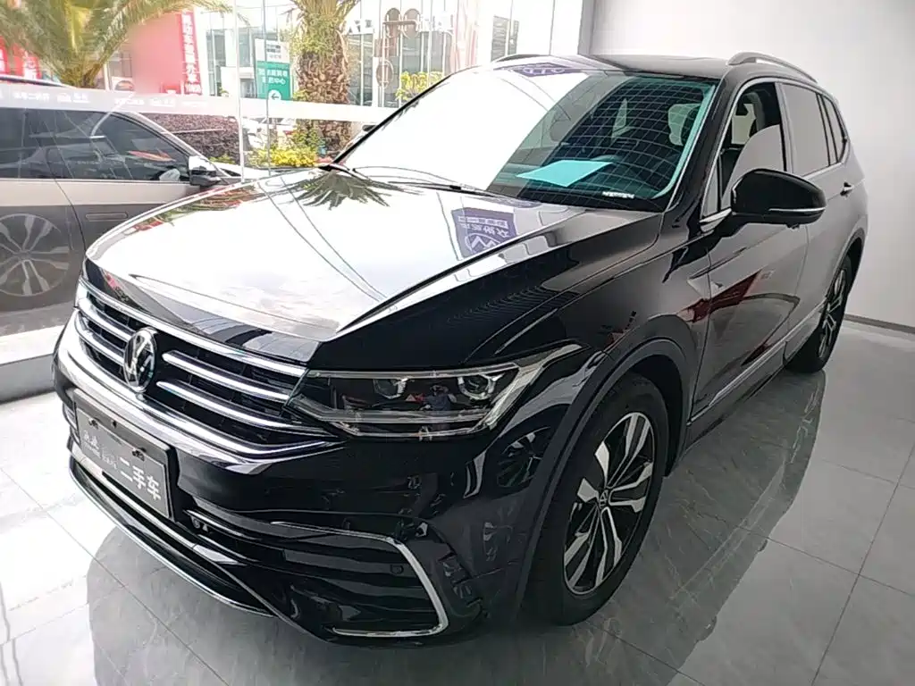 Volkswagen Tiguan L 2025