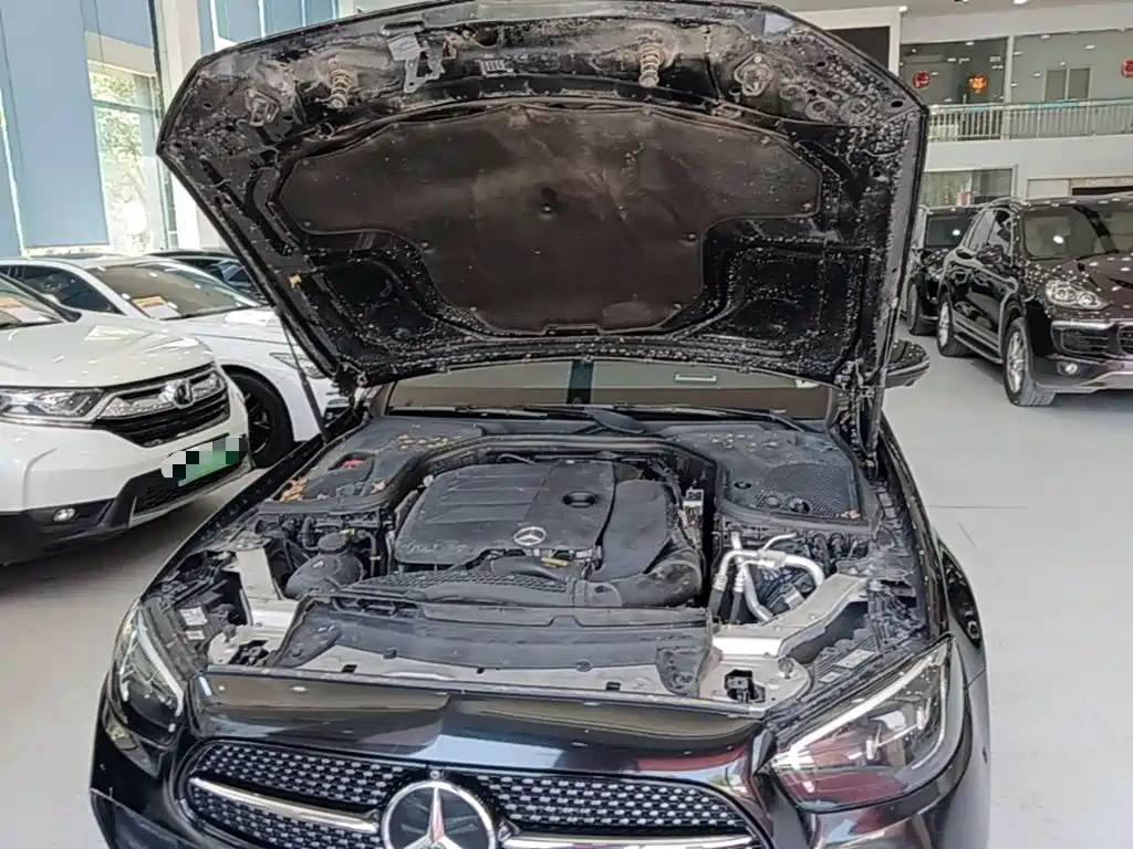 Mercedes-Benz E-Class 2021 — фото 20