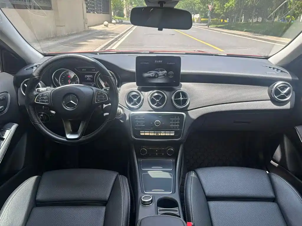 Mercedes-Benz GLA 2018 — фото 8