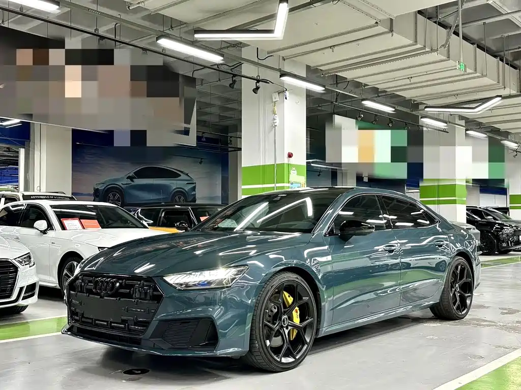 Audi A7L 2021