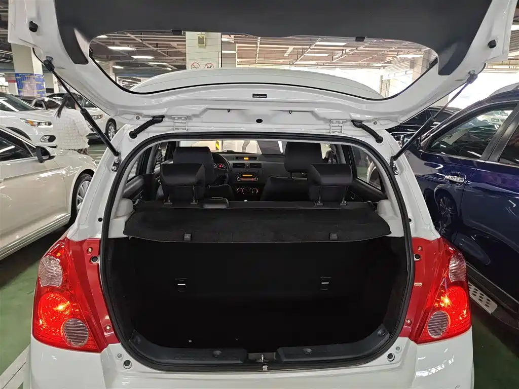 Suzuki Swift 2017 — фото 19