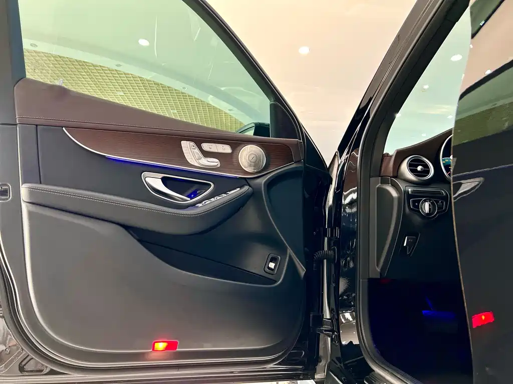 Mercedes-Benz GLC 2022 — фото 20