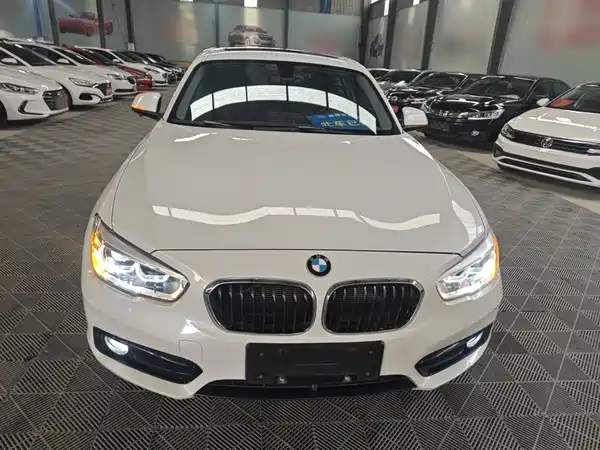 BMW 1 Series 2019
