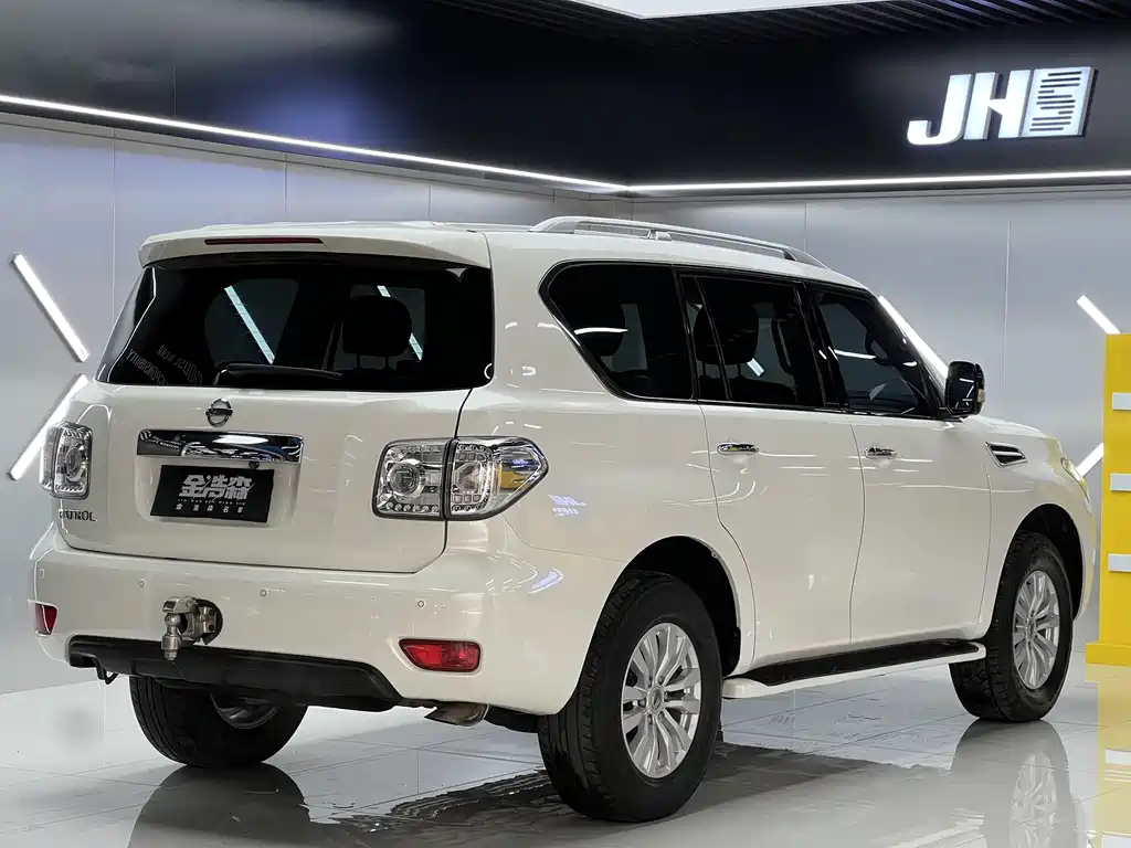 Nissan Patrol 2018 — фото 4
