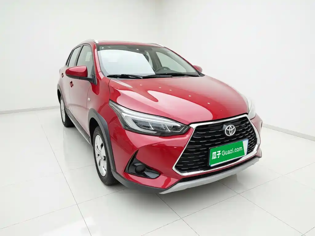 Toyota Yaris L 2021