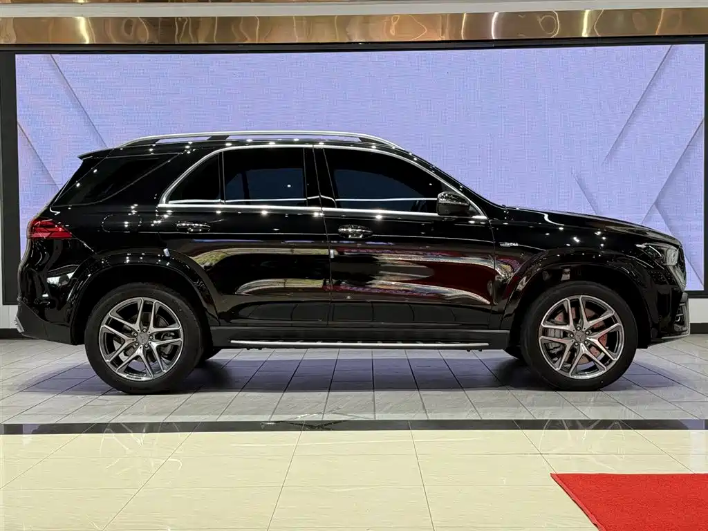 Mercedes-Benz GLE AMG 2024 — фото 5
