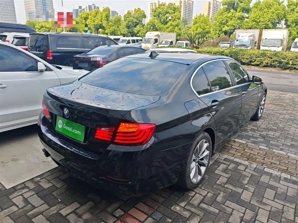 BMW 5 Series 2015 — фото 5